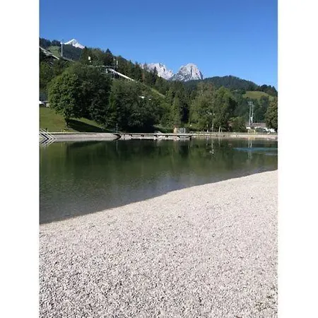 Holiday Leiner Apartamento